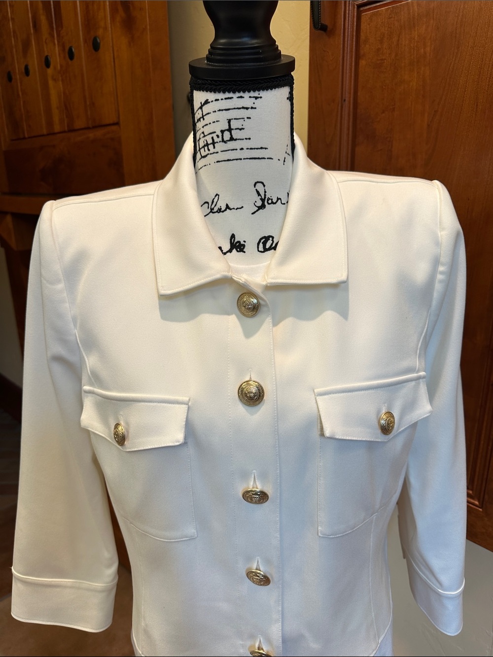 L'AGENCE Kumi Ivory Crop Jacket with Gold Buttons - Picture 5 of 7